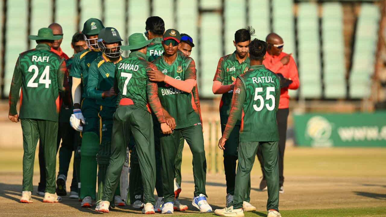 দক্ষিণ আফ্রিকাকে ৩৩ রানে হারিয়ে চ্যাম্পিয়ন বাংলাদেশ